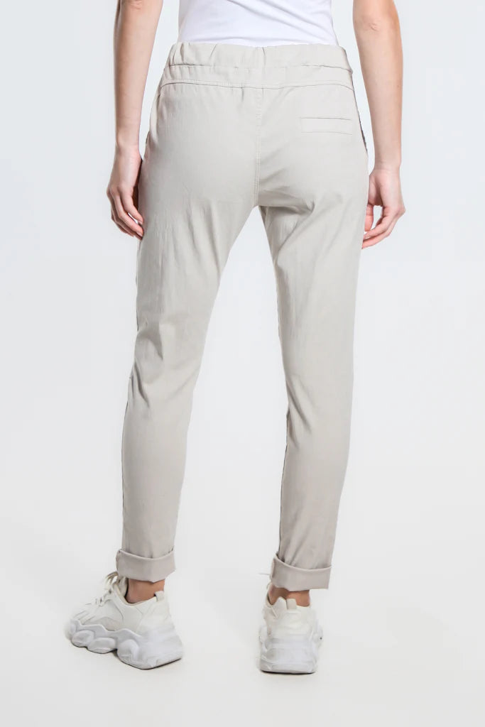 BEIGE SIDE ZIPPER PANT