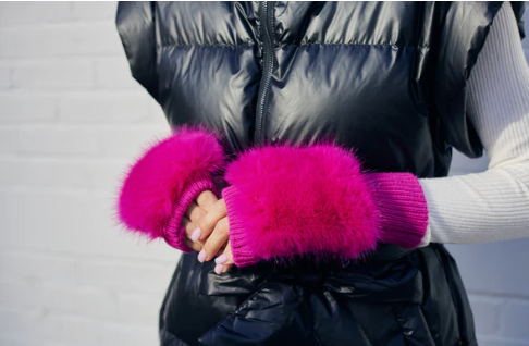 FAUX FOX KNIT MITTENS