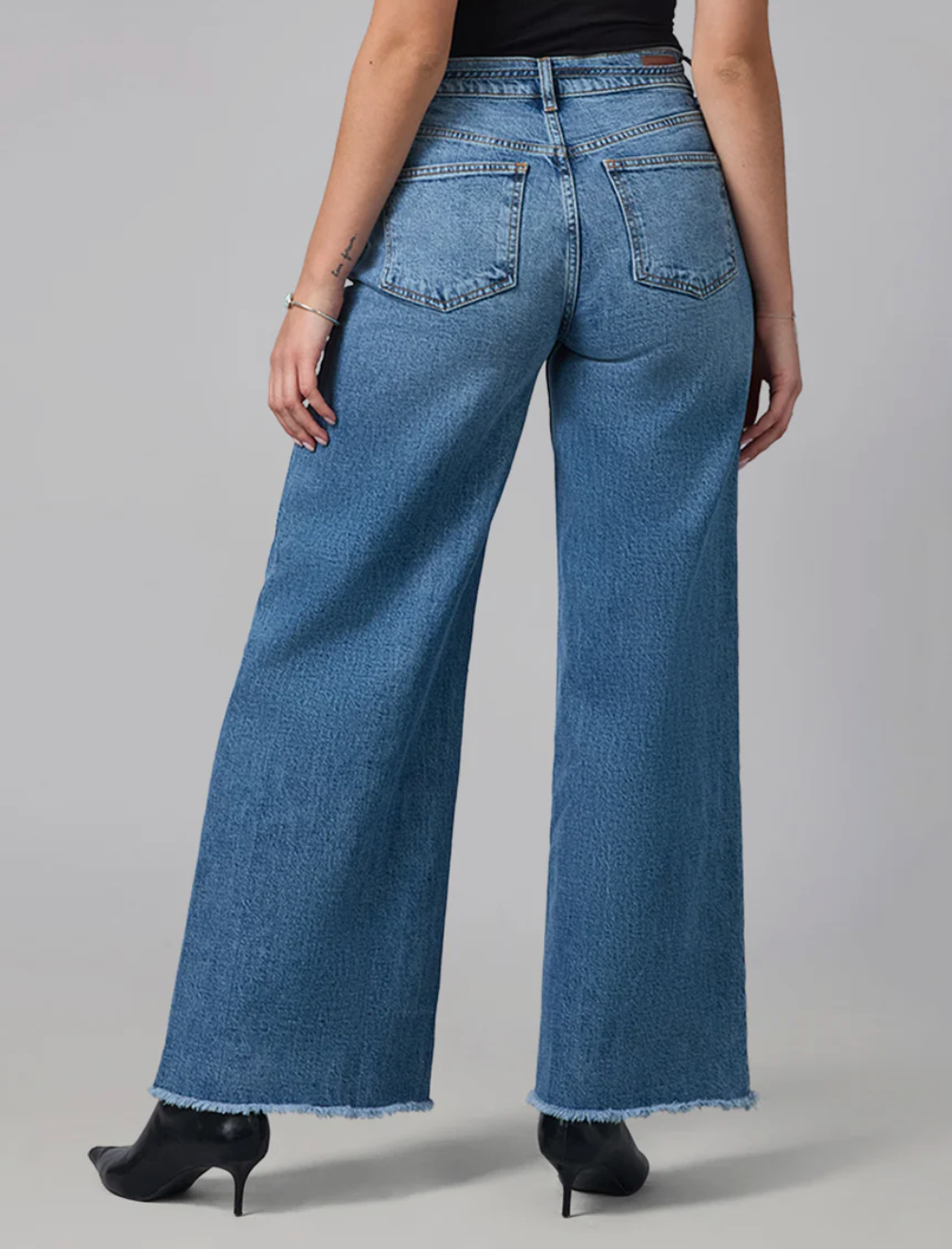 MILAN JEANS