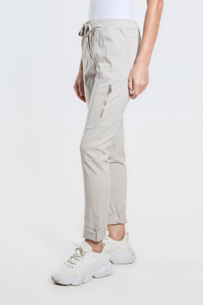 BEIGE SIDE ZIPPER PANT