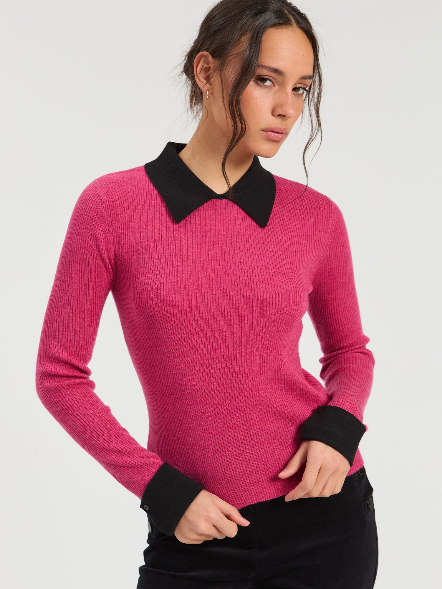 SWEATER WITH CONTRAST COLLAR AND CUFF