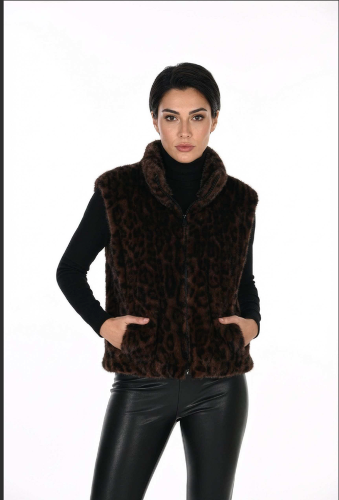 KNIT VEST