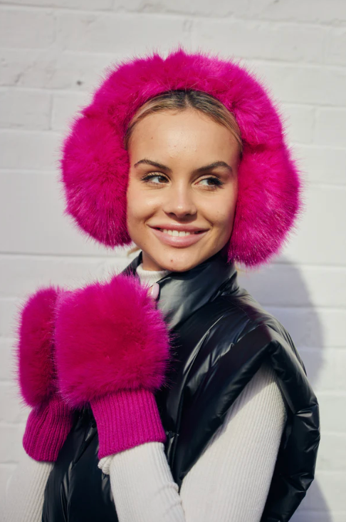 FAUX FOX KNIT MITTENS