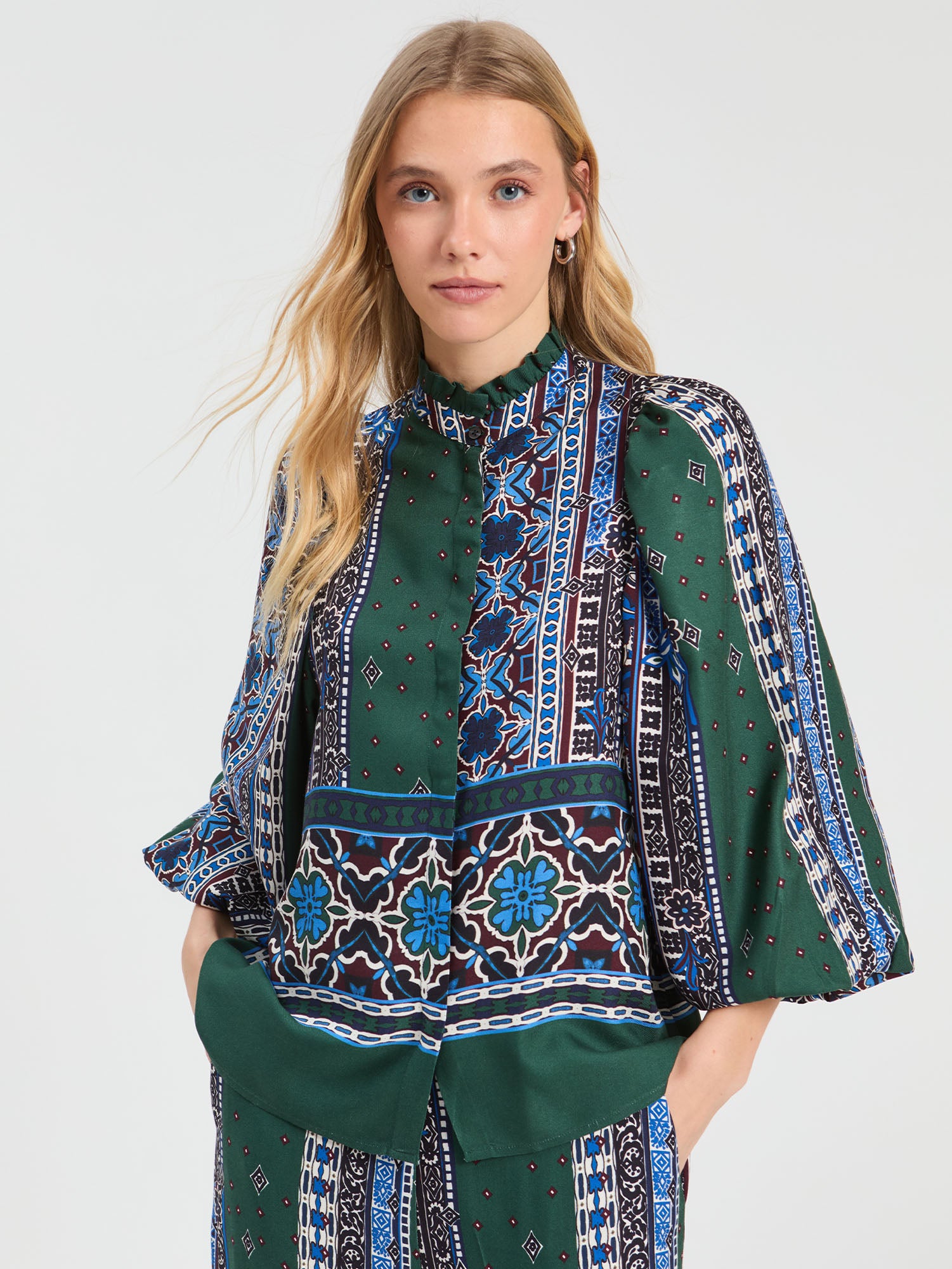 SILK WIDE SLEEVE BLOUSE