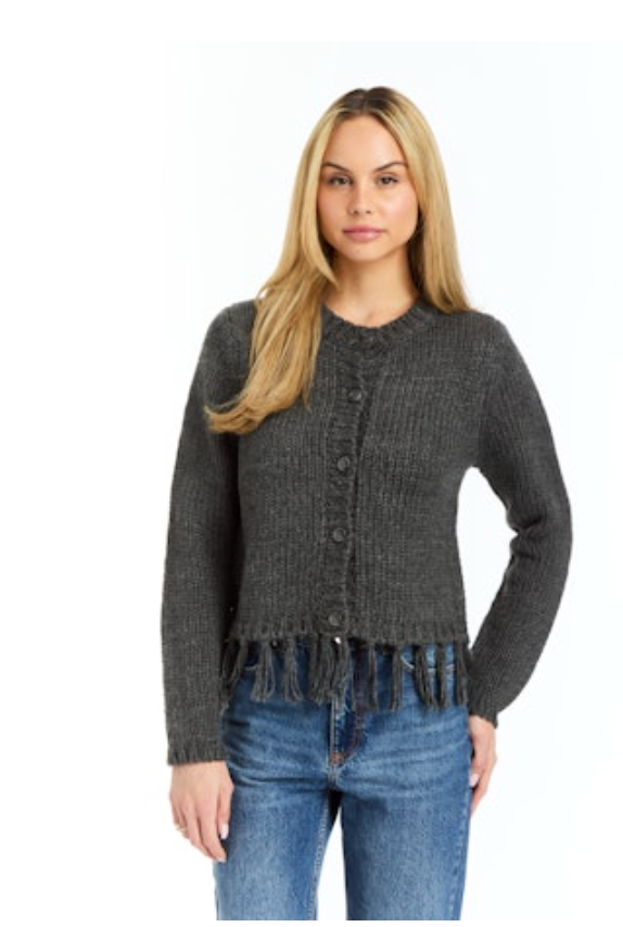 SWEATER WITH FRINGE BOTTOM