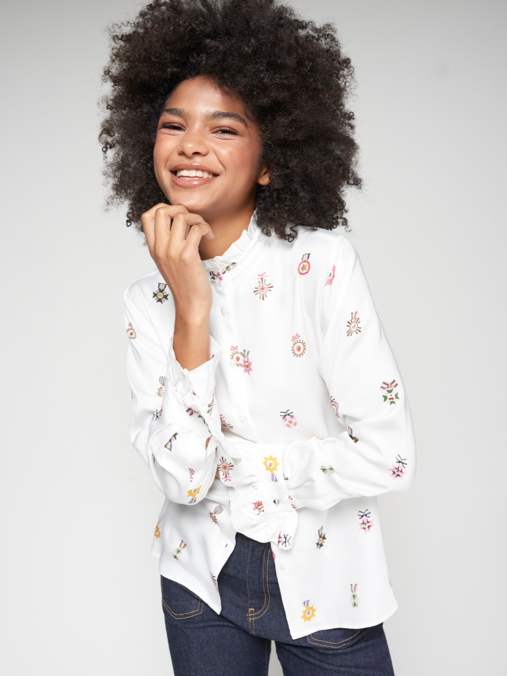 NICOLA BLOUSE ESCARAPELAS