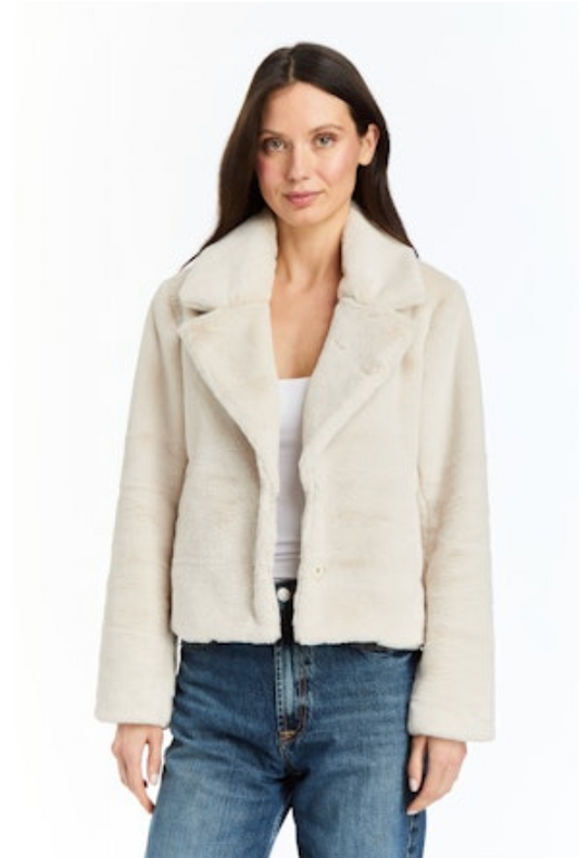 FAUX FUR GARNET COAT