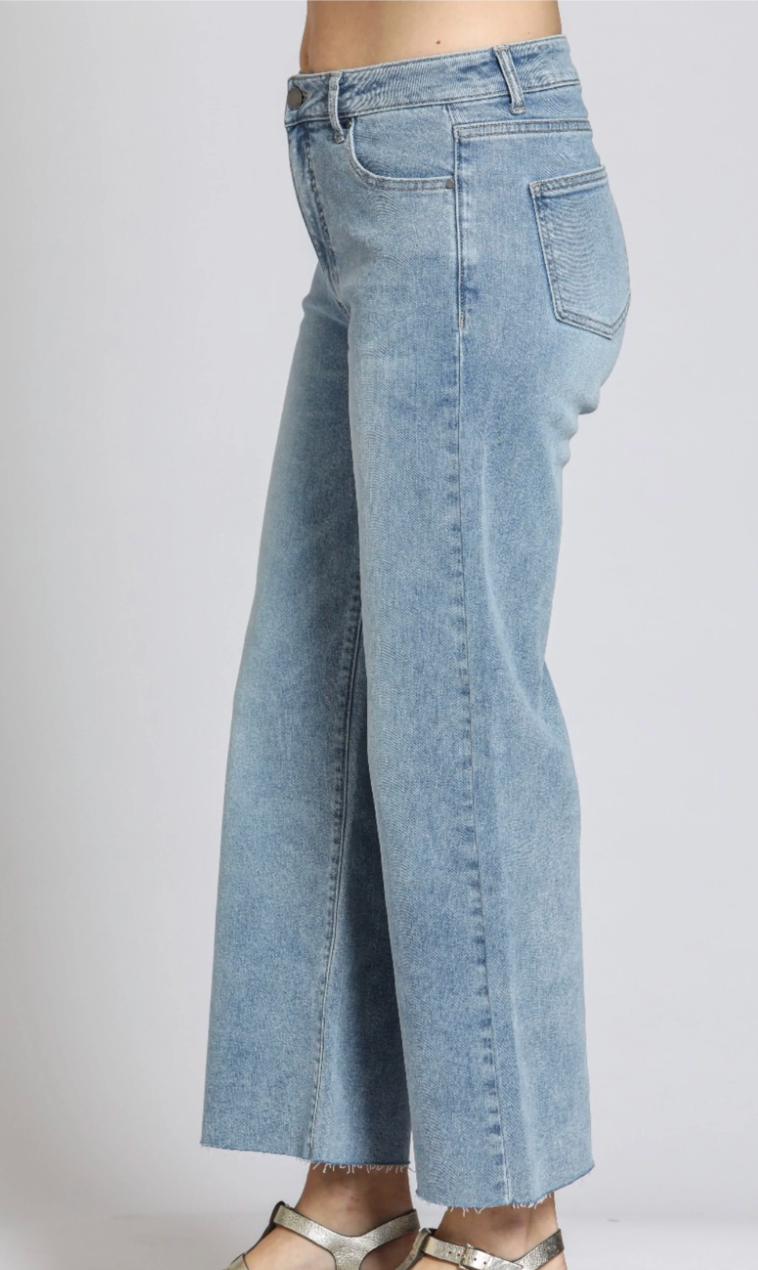 WIDE LEG CROP JEAN