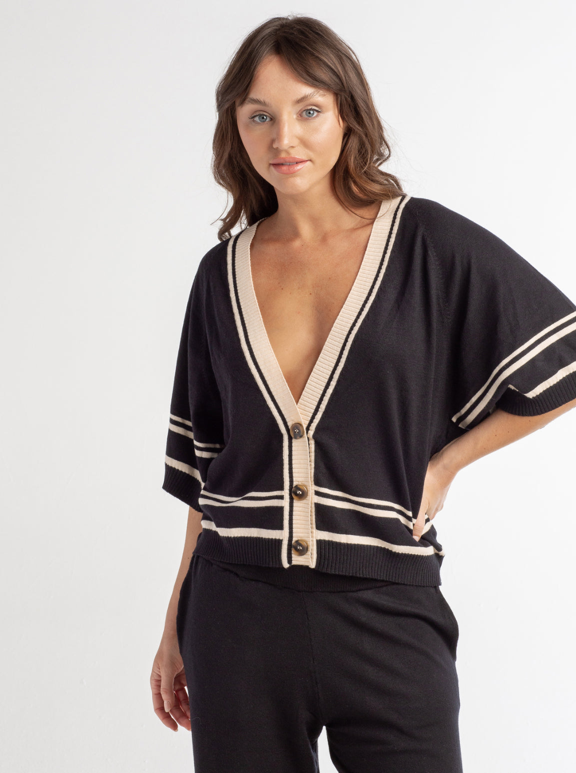 BOXY BUTTON TOP