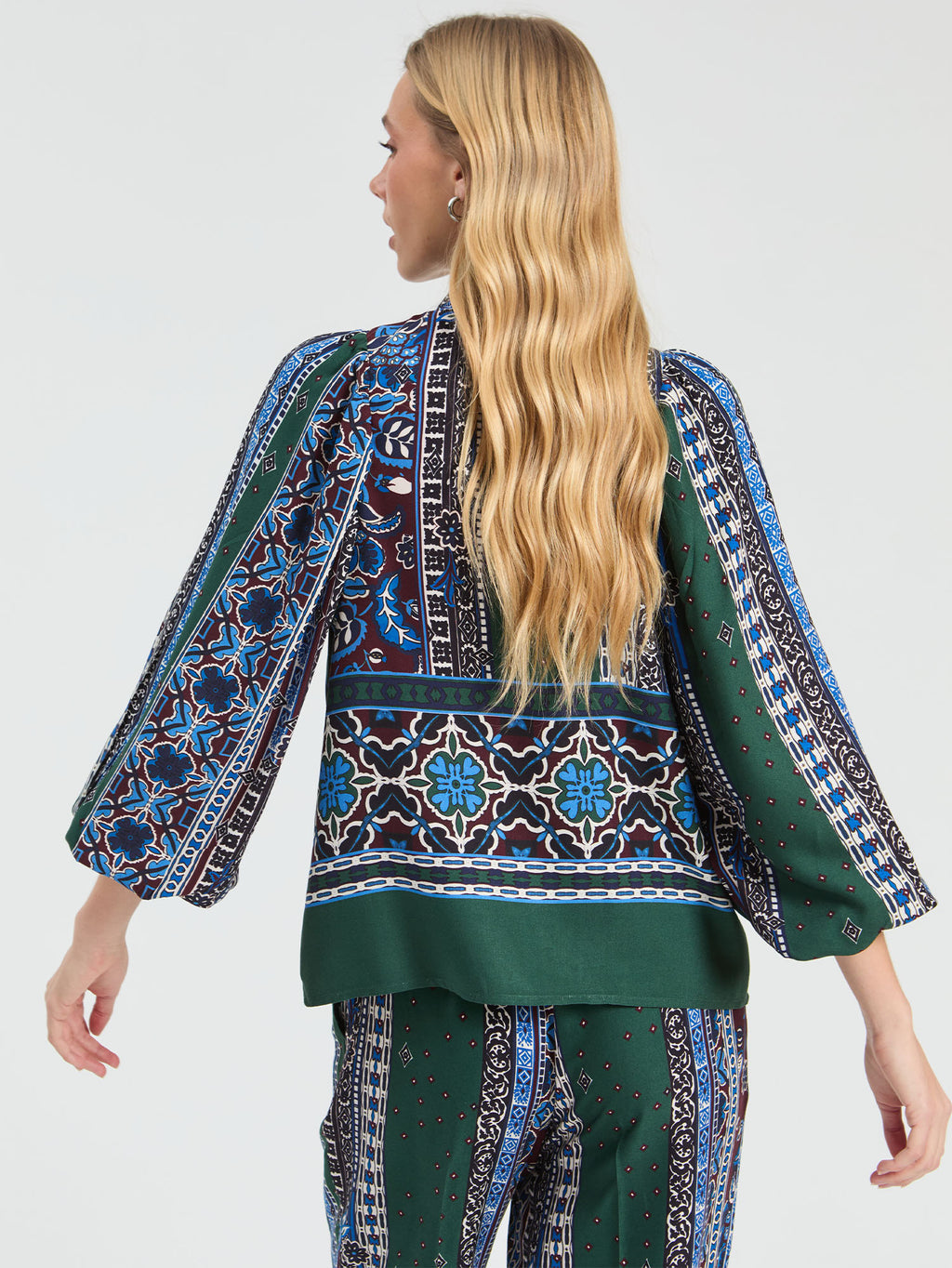 SILK WIDE SLEEVE BLOUSE