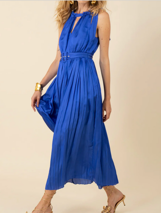 CHELSEA CHIFFON PLEATED SOLID DRESS