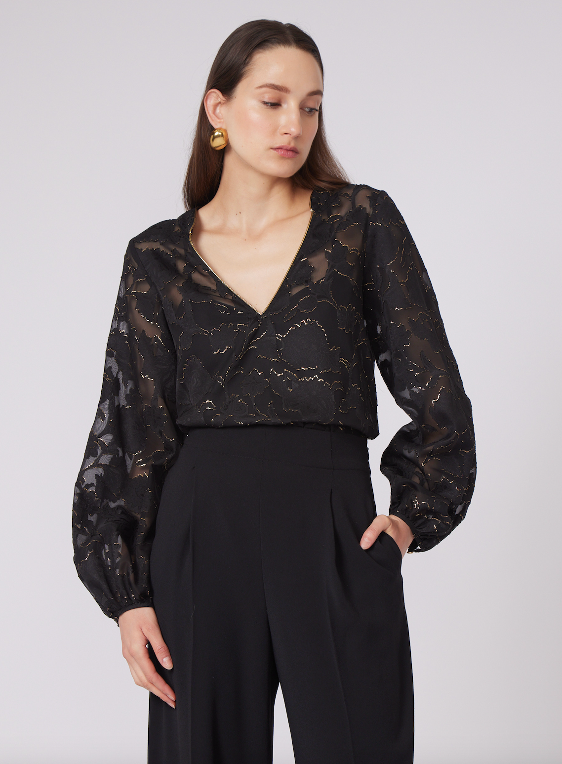TATE VNECK BLOUSE