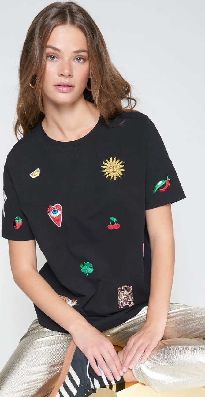 AMALIA EMBOSSED TSHIRT